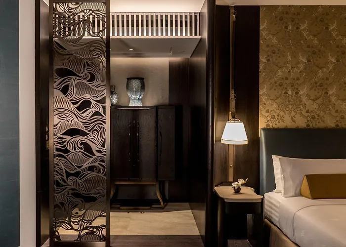 Waldorf Astoria Hotel 5*